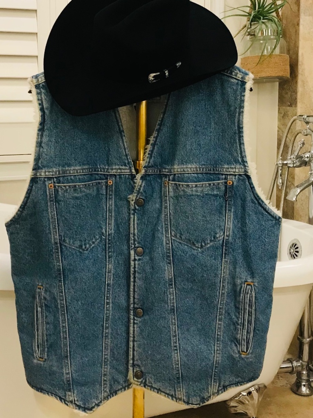 FESTIVAL 🔥 VINTAGE WESTERN BIKER RUGGED BLACK TAB DENIM SHERPA SNAP FRONT VEST